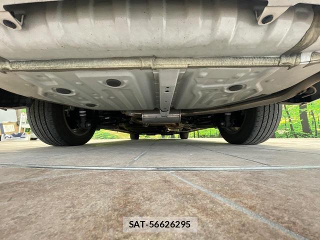 Toyota VOXY 2020-02 8731090-18