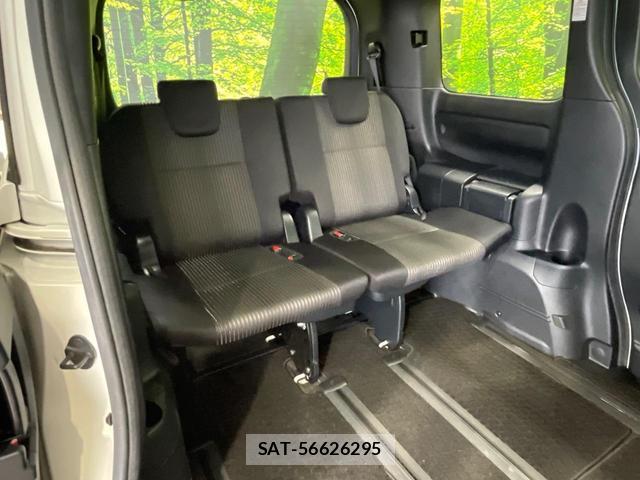 Toyota VOXY 2020-02 8731090-9