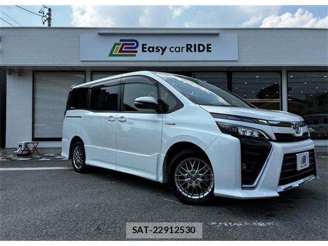 Toyota VOXY 2017-07 8731286-0