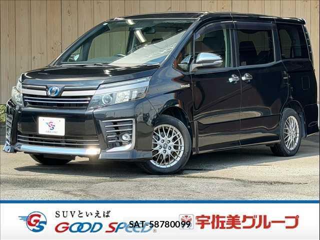 Toyota VOXY 2016-12 8731355-0