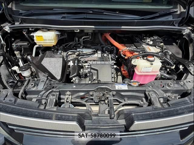Toyota VOXY 2016-12 8731355-13