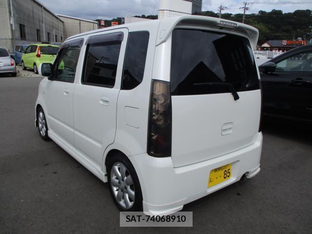 Suzuki WAGON R 2004-05 8729668-10