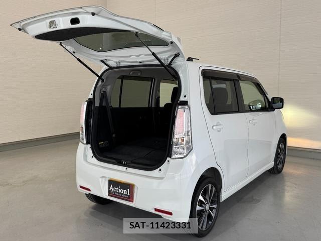 Suzuki WAGON R 2014-01 8727819-7