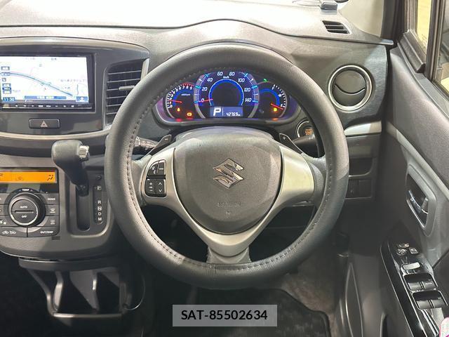 Suzuki WAGON R 2013-09 8731434-5