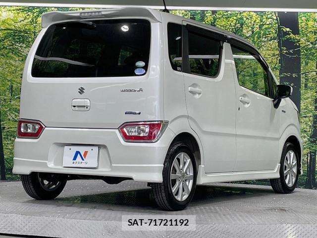 Suzuki WAGON R 2017-10 8726543-16