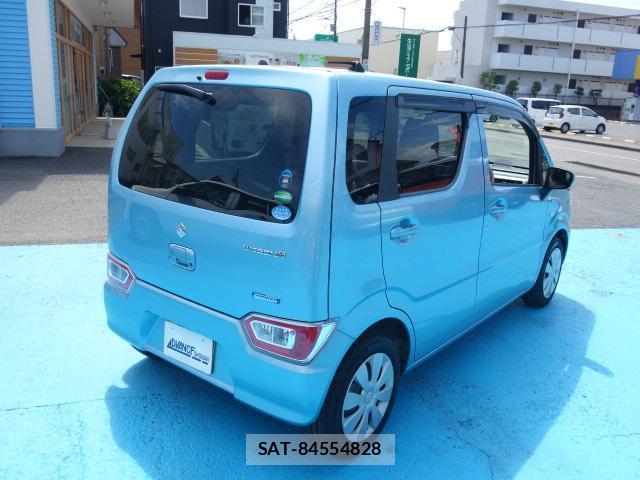 Suzuki WAGON R 2017-10 8729006-3