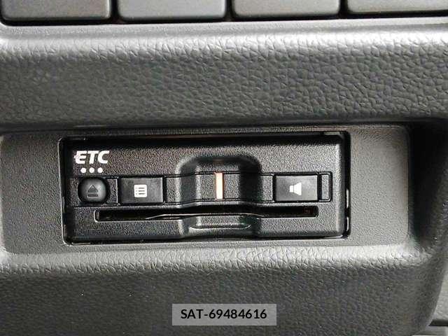 Suzuki WAGON R 2022-08 8730342-19