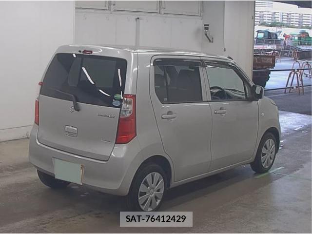 Suzuki WAGON R 2015-04 8730708-1