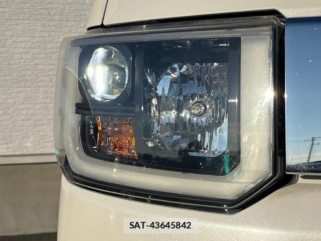 Daihatsu WAKE 2015-09 8727119-11
