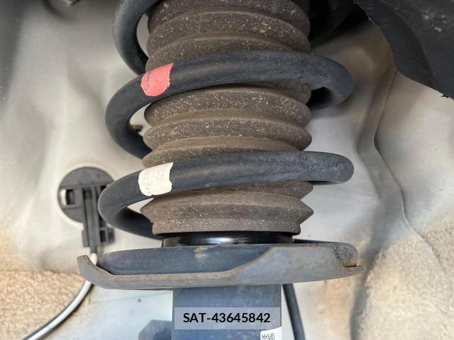 Daihatsu WAKE 2015-09 8727119-19