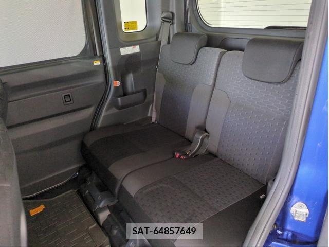 Daihatsu WAKE 2016-09 8729482-6