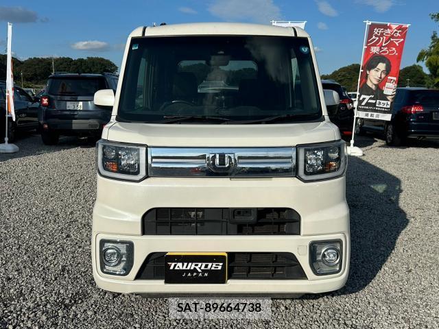 Daihatsu WAKE 2017-02 8731078-1