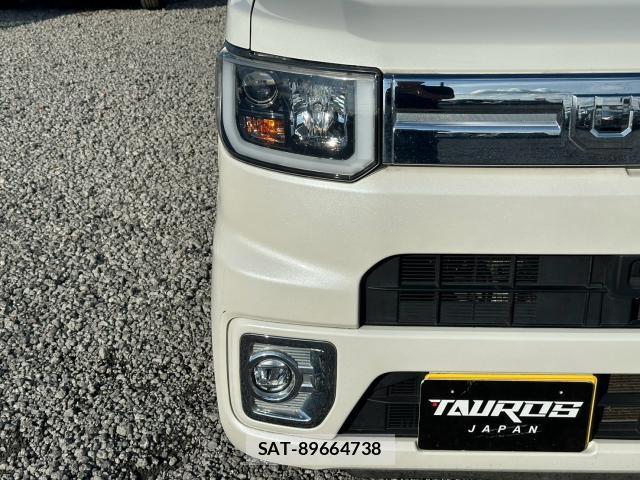 Daihatsu WAKE 2017-02 8731078-11