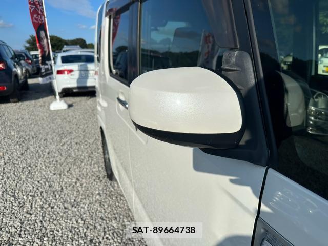 Daihatsu WAKE 2017-02 8731078-8