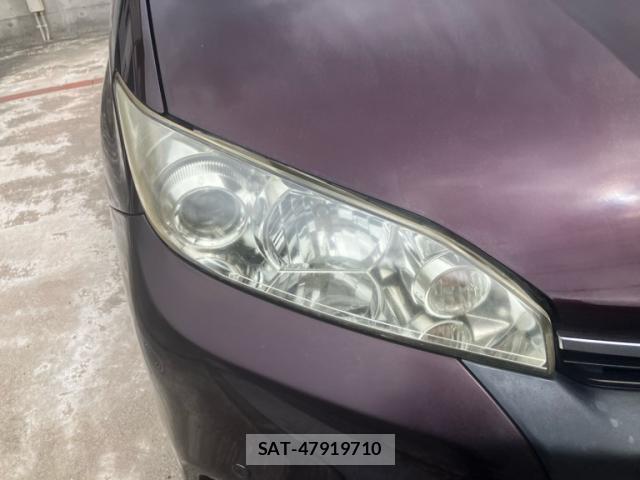 Toyota WISH 2012-06 8727687-19