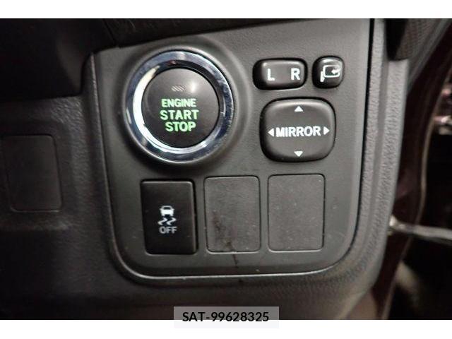 Toyota WISH 2011-12 8730773-15