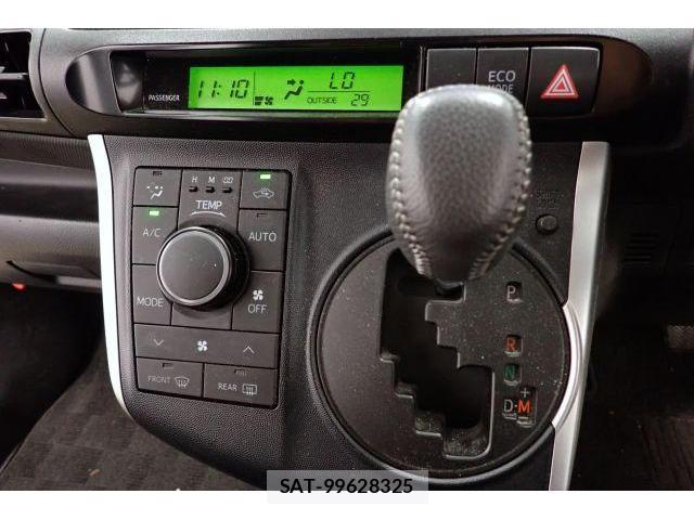 Toyota WISH 2011-12 8730773-18