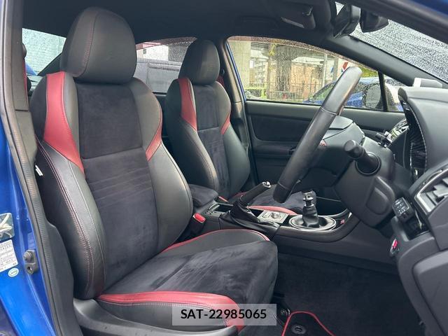 Subaru WRX STI 2017-10 8726996-12