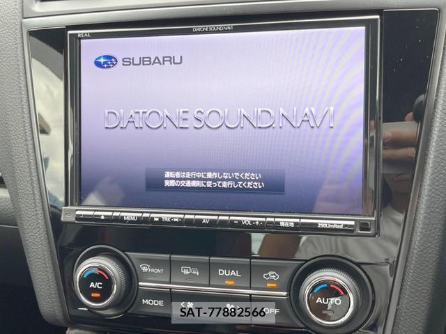 Subaru WRX STI 2019-03 8727975-5