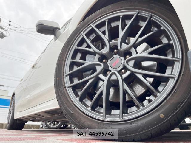 Subaru WRX STI 2014-09 8727976-12