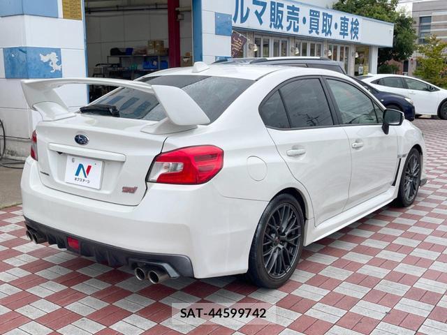Subaru WRX STI 2014-09 8727976-16