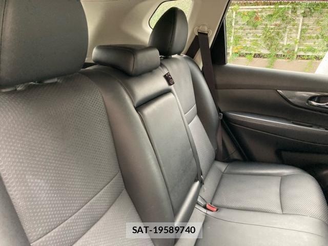 Nissan X-TRAIL 2016-03 8726110-3