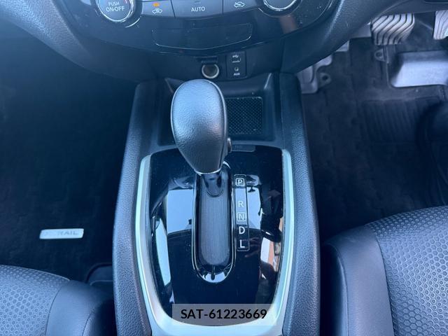 Nissan X-TRAIL 2016-03 8726575-13