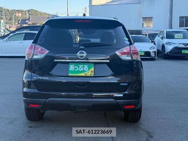 Nissan X-TRAIL 2016-03 8726575-4