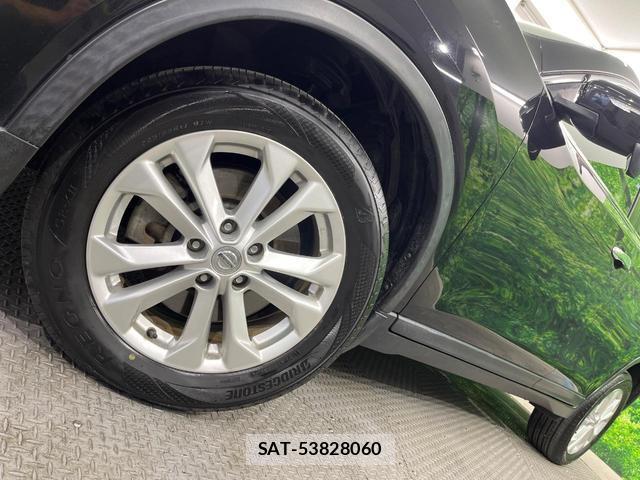 Nissan X-TRAIL 2015-12 8726729-11