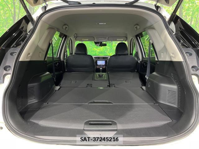 Nissan X-TRAIL 2018-03 8726738-9