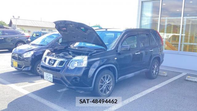 Nissan X-TRAIL 2012-03 8727400-1