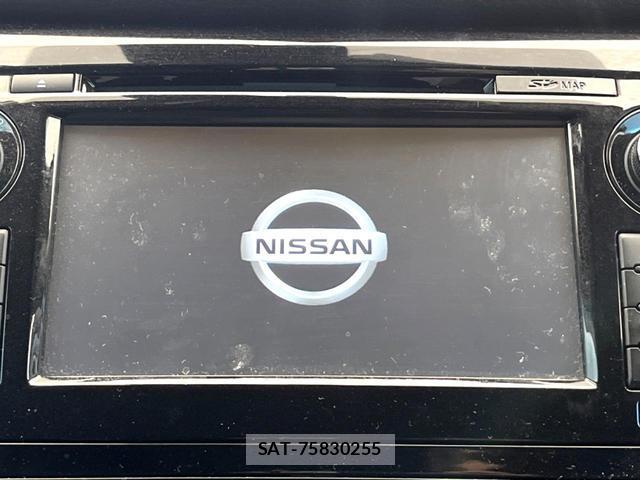 Nissan X-TRAIL 2017-07 8727762-2