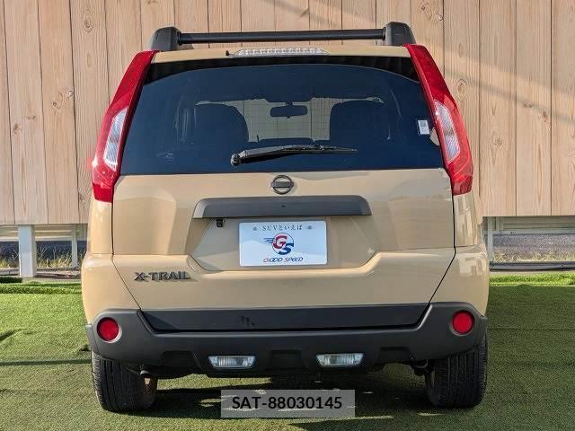 Nissan X-TRAIL 2011-06 8728510-15