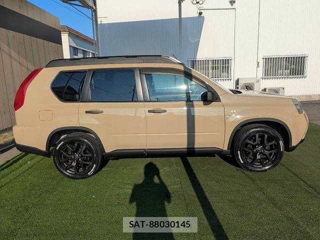 Nissan X-TRAIL 2011-06 8728510-16