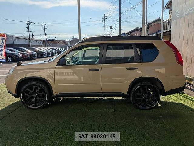 Nissan X-TRAIL 2011-06 8728510-17