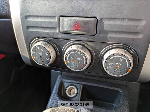 Nissan X-TRAIL 2011-06 8728510-8