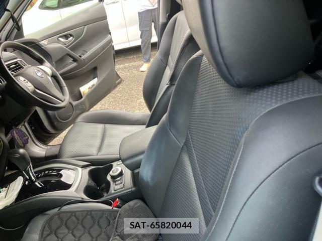 Nissan X-TRAIL 2015-12 8728615-2