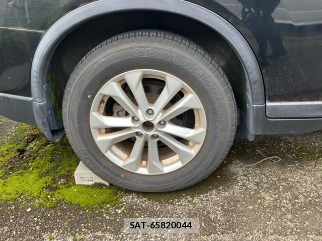 Nissan X-TRAIL 2015-12 8728615-6