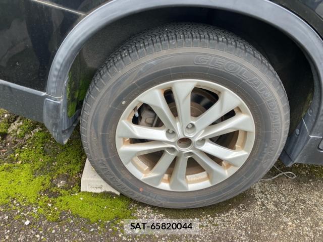 Nissan X-TRAIL 2015-12 8728615-9