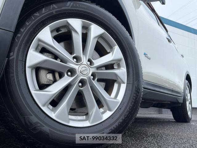 Nissan X-TRAIL 2016-02 8728691-12
