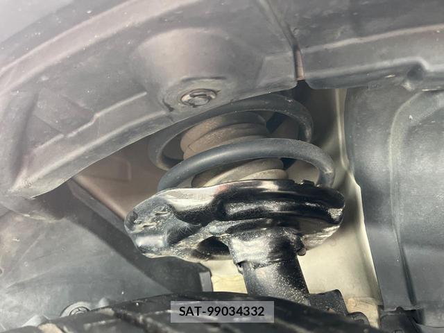 Nissan X-TRAIL 2016-02 8728691-19