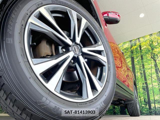 Nissan X-TRAIL 2018-02 8728910-12