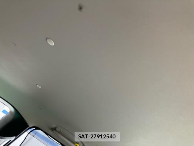 Nissan X-TRAIL 2013-10 8728964-9
