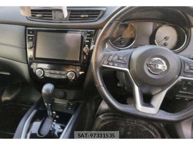 Nissan X-TRAIL 2018-02 8729336-2