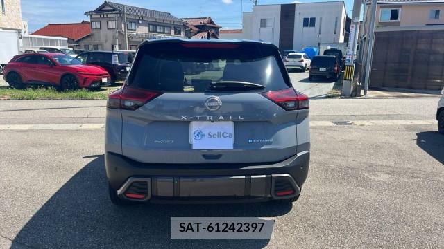 Nissan X-TRAIL 2024-08 8729618-1