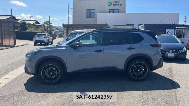 Nissan X-TRAIL 2024-08 8729618-3