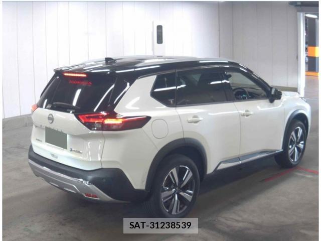 Nissan X-TRAIL 2023-03 8729763-3