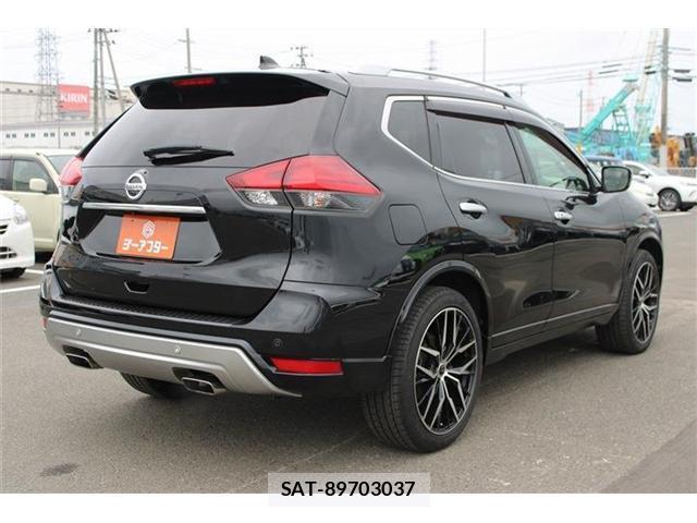 Nissan X-TRAIL 2017-11 8730063-15