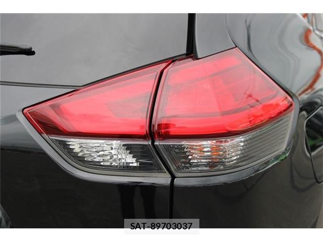 Nissan X-TRAIL 2017-11 8730063-17