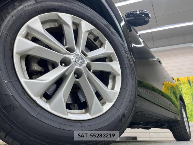 Nissan X-TRAIL 2016-07 8730384-13